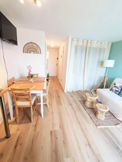 L'Escapade : Charmant T2 -Parking Gratuit, Piscine, Wifi, Clim Gruissan Eksteriør bilde